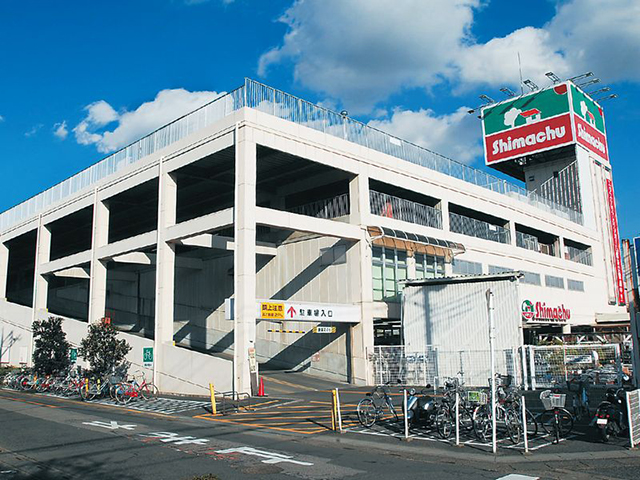 島忠新座店2Fのダイソー