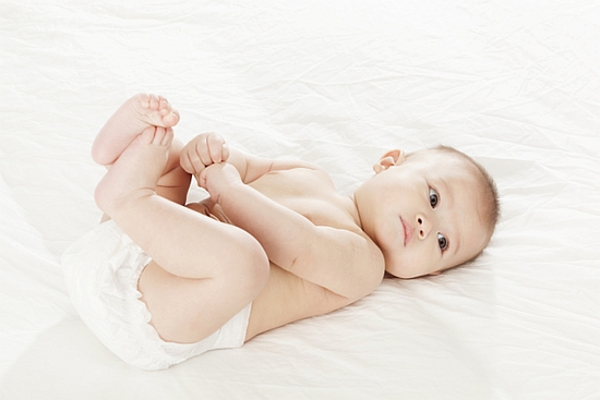 乳幼児は股関節屈曲