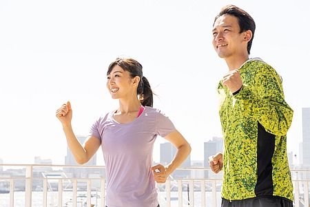 じっとしているとずんずん痛むが、そういえば歩いてる時は痛みません