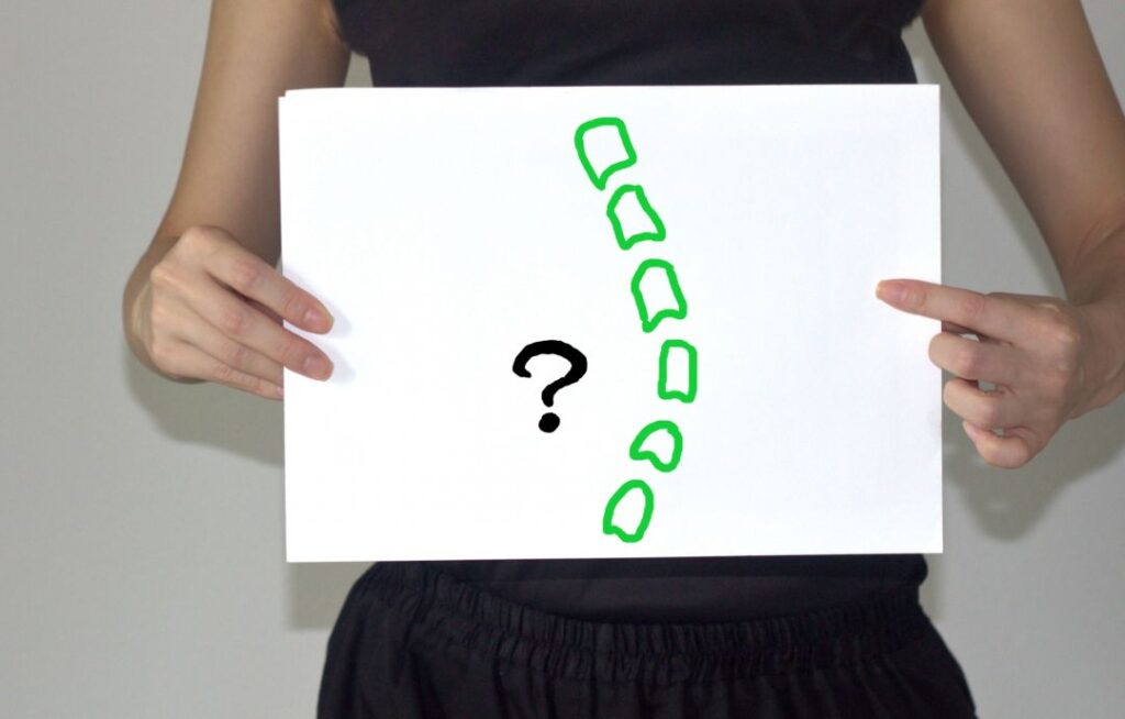 原因が分からない腰痛